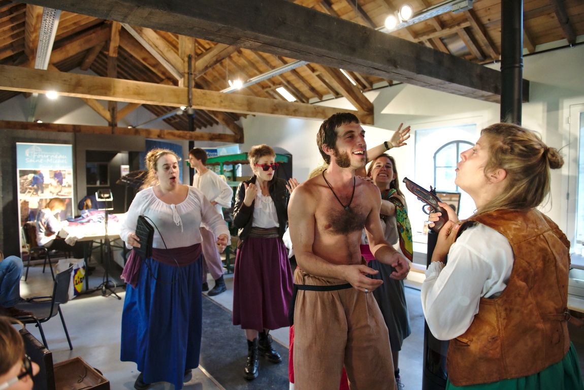 37-creation-theatrale-Theroigne-de-Mericourt-Laure-Chauvaux-et-Guy-Pieters-part-1 - 37-creation-theatrale-Theroigne-de-Mericourt-Laure-Chauvaux-et-Guy-Pieters-part-1.jpg 37-creation-theatrale-Theroigne-de-Mericourt-Laure-Chauvaux-et-Guy-Pieters-part-1.jpg