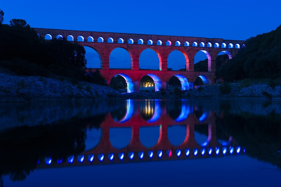 Pont du Gard de nuit-03