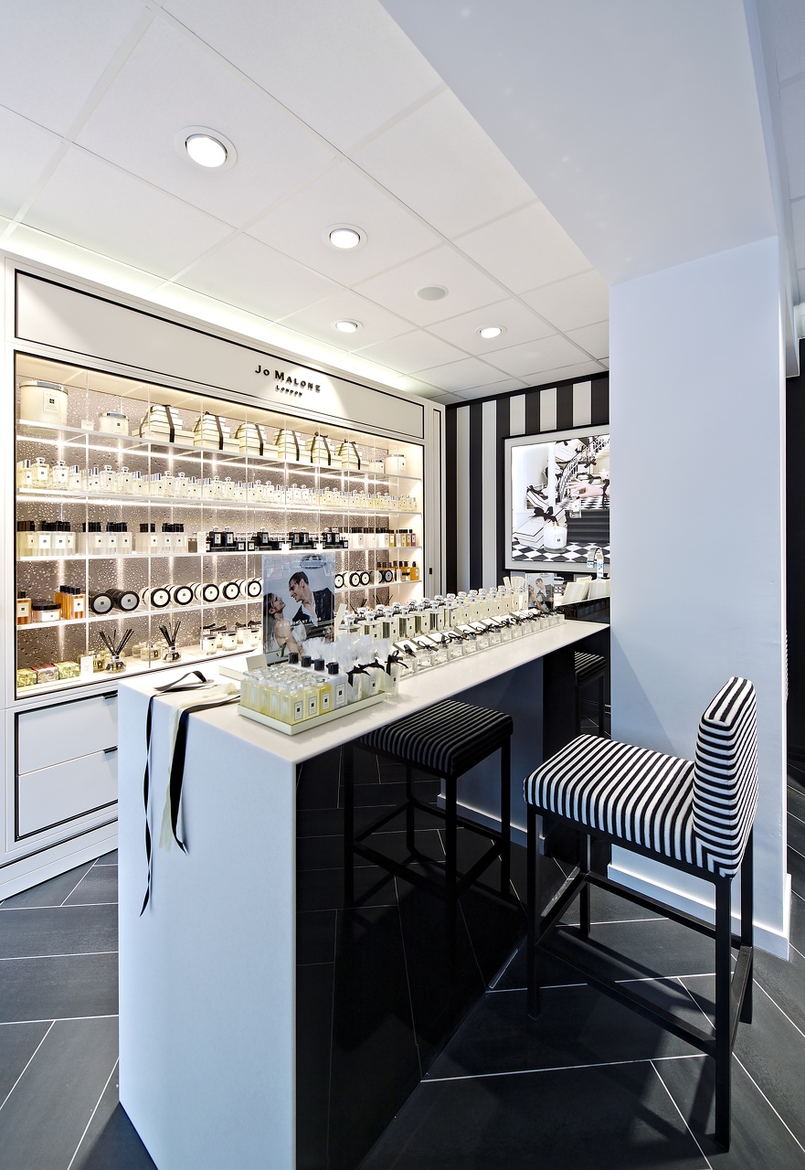 02-Planet-Parfum-Knokke - 02-Planet-Parfum-Knokke.jpg 02-Planet-Parfum-Knokke.jpg