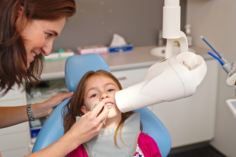 38-Dentiste-Pediatrique- Laurence-Watthe