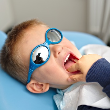 Dentiste-Pediatrique- Laurence-Watthe