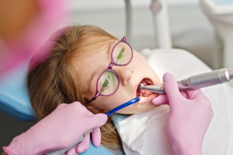 26-Dentiste-Pediatrique- Laurence-Watthe