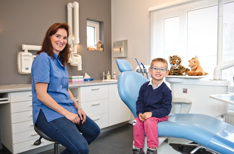 14-Dentiste-Pediatrique- Laurence-Watthe