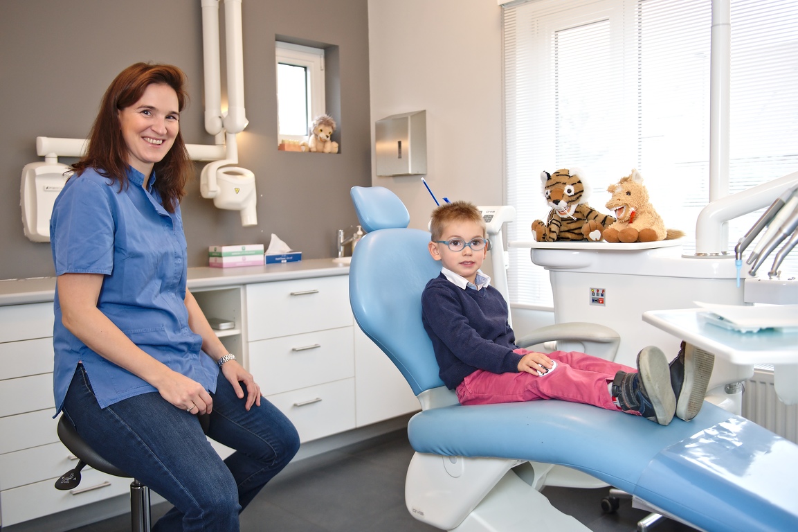13-Dentiste-Pediatrique- Laurence-Watthe.jpg