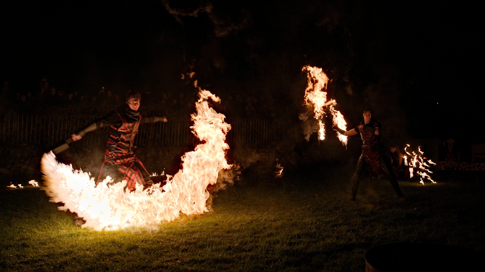 41-Sculptures-de-feu-Spirale-Natoye.jpg