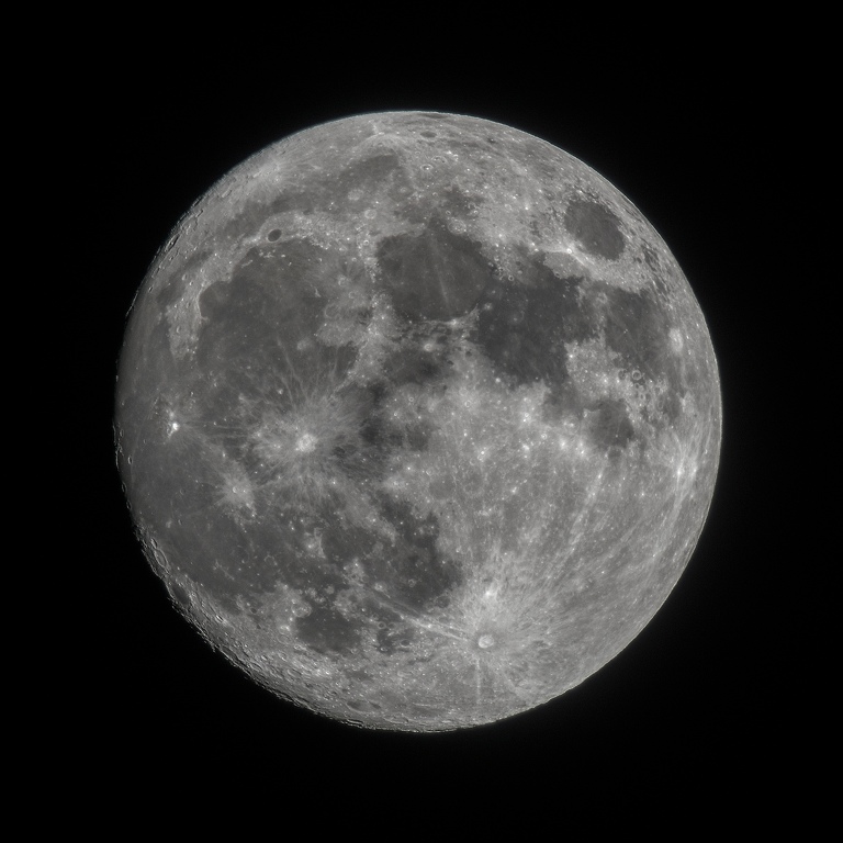 Lune-28-11-2020-Hamois-Belgium.jpg