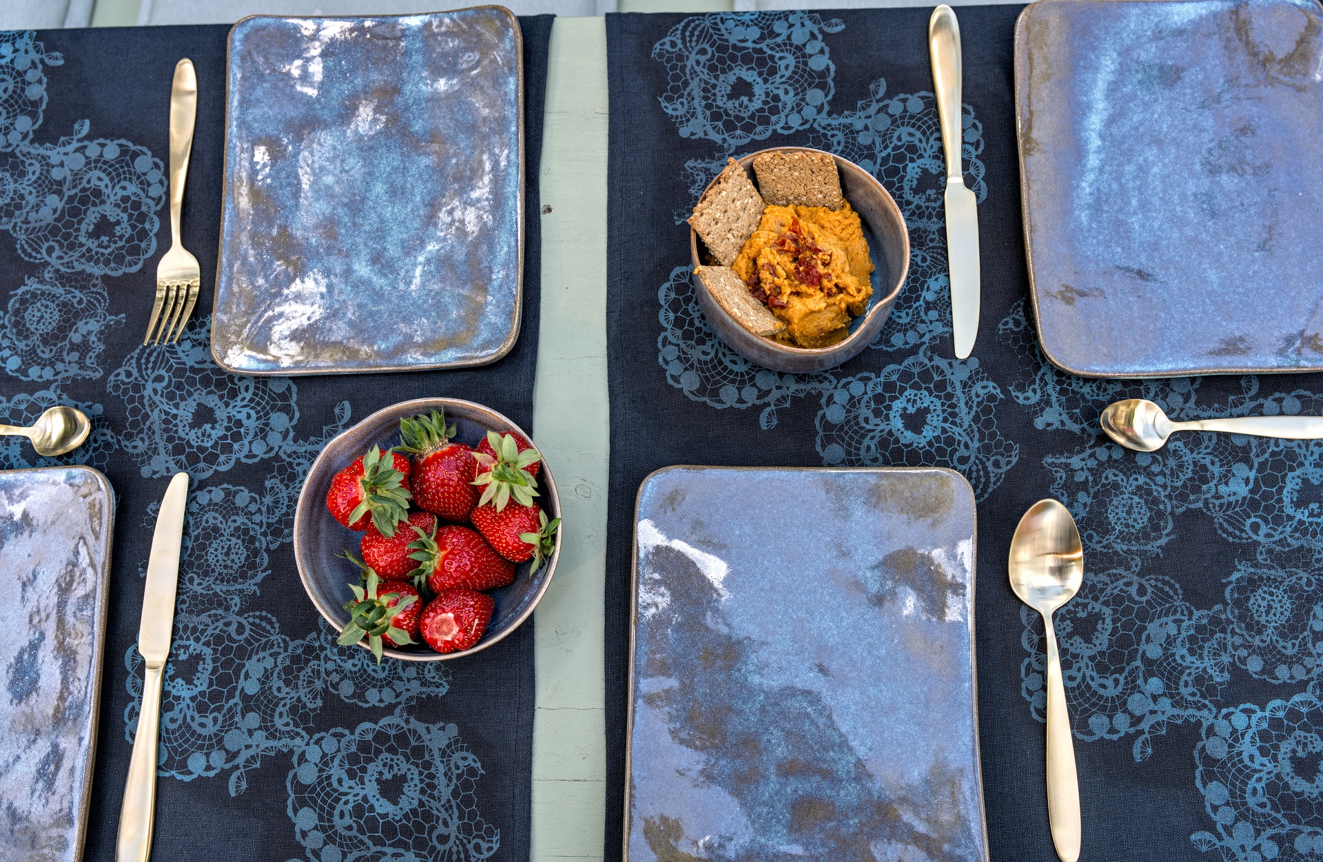 27-Tamara Louis & Ana-Belén Montero juin 2022.jpg