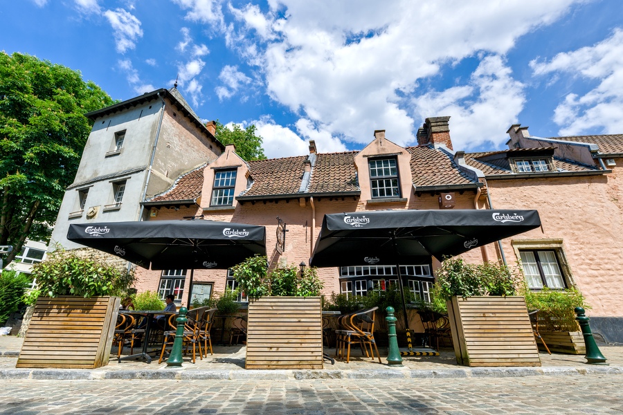 26-Stone Dial Uccle